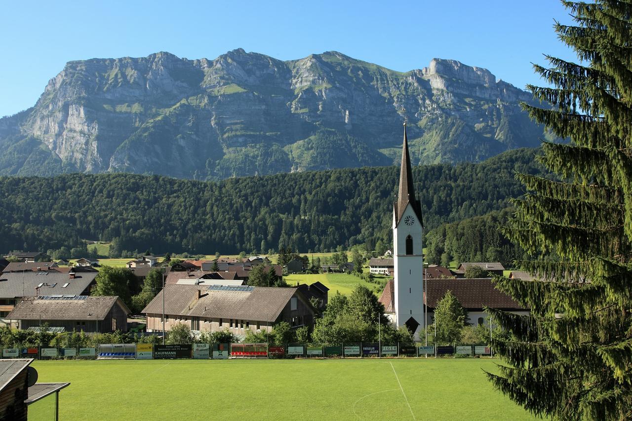 Gasthof Taube Bizau Exteriér fotografie